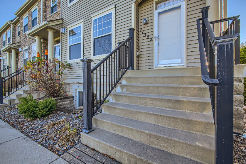 Building Photo - 11322 Stratton Ave