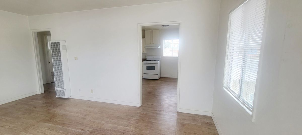 Building Photo - 6202 Cherry Ave