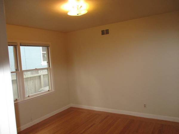 Building Photo - G1 | 170-172 12th Avenue*