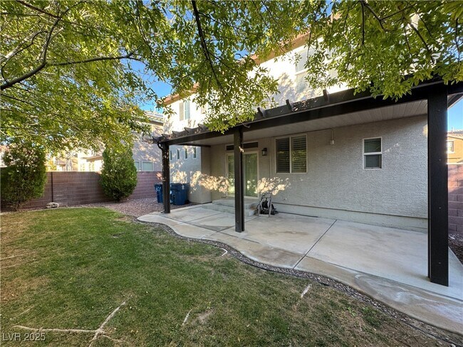 Building Photo - 9501 Ironsend St