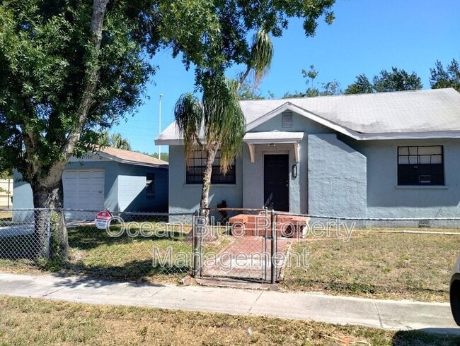 Building Photo - 5112 E 20th Ave