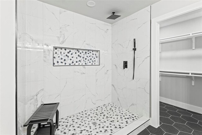 Building Photo - 3907 Carmel Dr