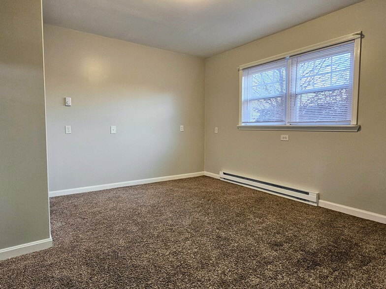 Building Photo - 55 Buchland Rd