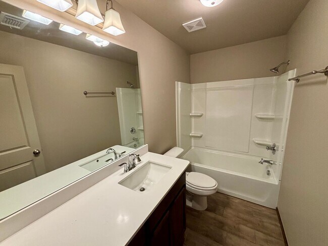 Building Photo - Wonderful 3 Bed 2 Bath Home in Norman
