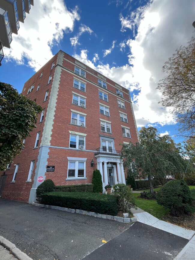 Primary Photo - 53 Prospect St