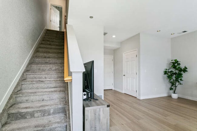 Building Photo - 4181 W 118th Pl