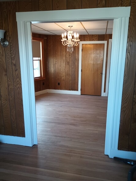 Dining Room - 139 Sigourney St