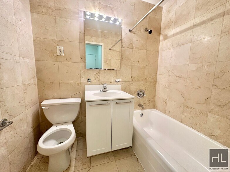 Building Photo - 145 4th Ave