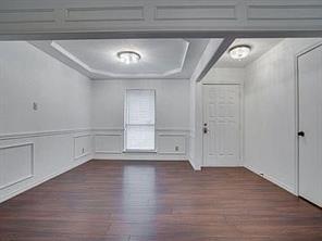 Building Photo - 813 Leslie Ln