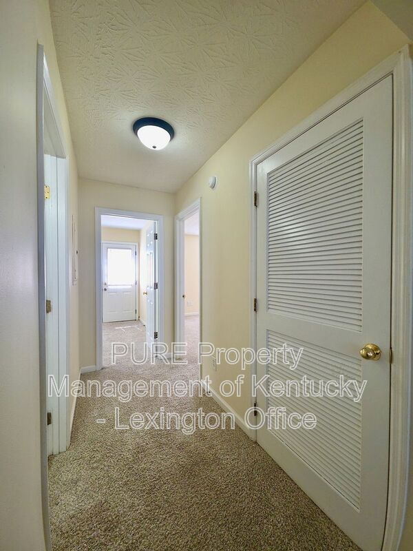 Building Photo - 168 Grinder Ct