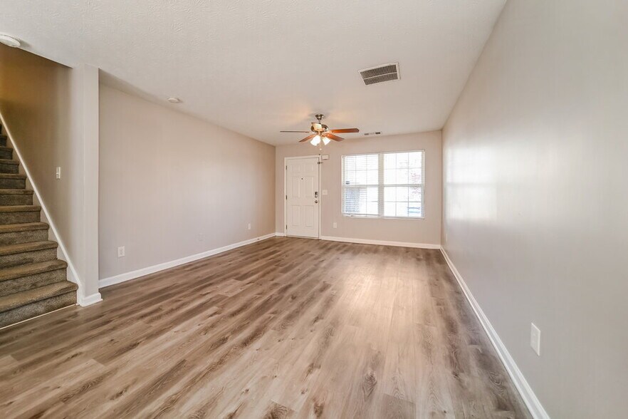 Building Photo - 5200 Tussahaw Crossing