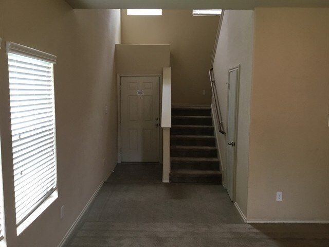 Building Photo - 2802 Wisner Cir