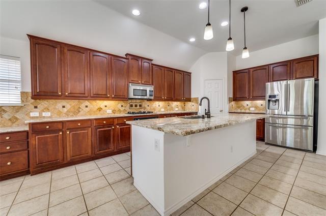 Building Photo - 2513 Royal Troon Dr