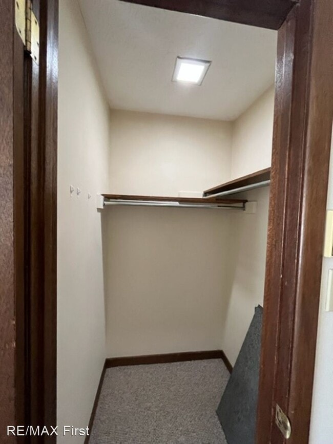 Building Photo - 3 br, 2.5 bath House - 3547 Peppermint Hil...