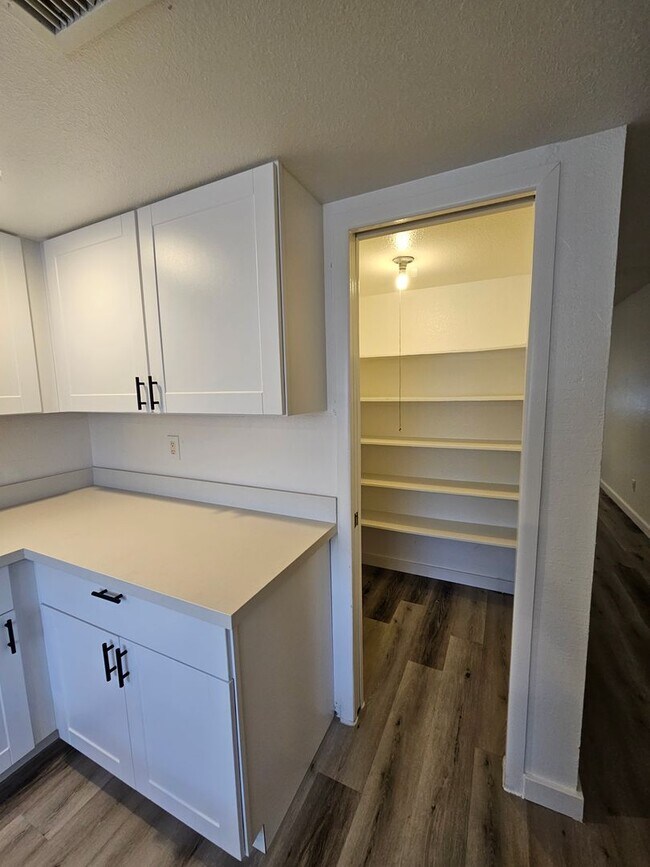 Building Photo - Updated 4BR Home | Pool + 2 Car Garage | Single Level