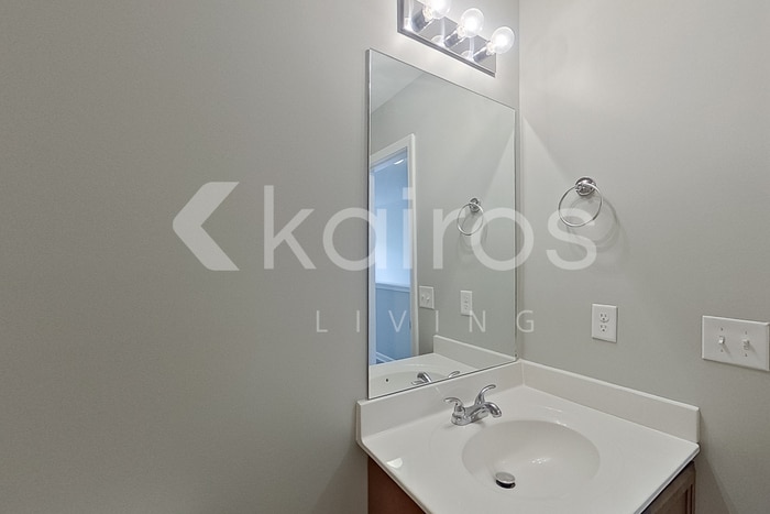 Building Photo - 132 Tybo Dr