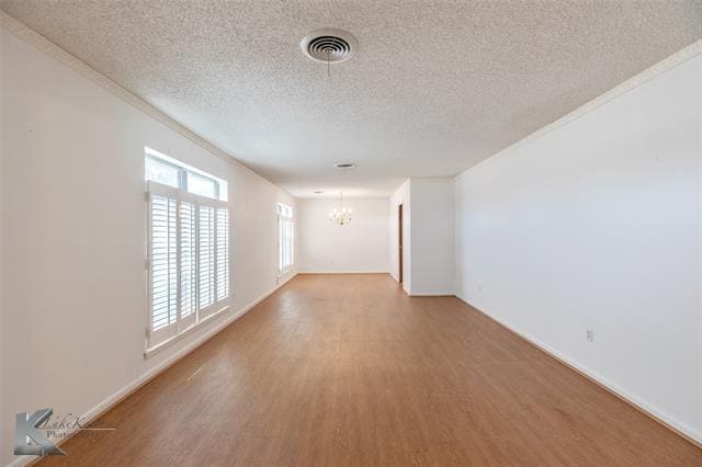 Building Photo - 3642 Hi-Vu Dr