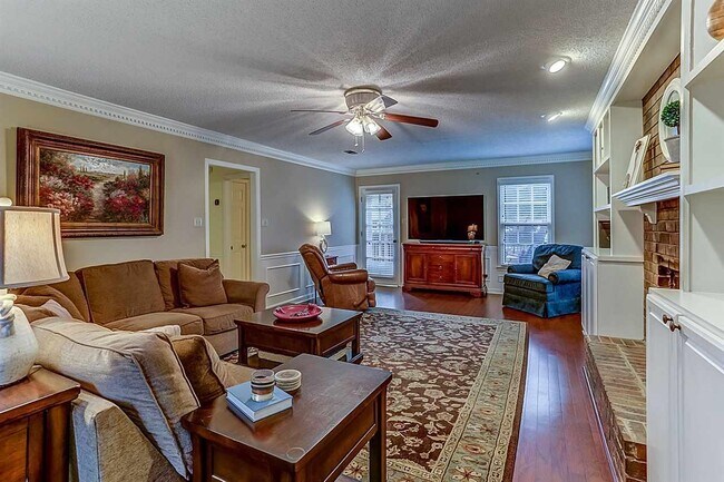 Building Photo - 2472 Monte Carlo Dr