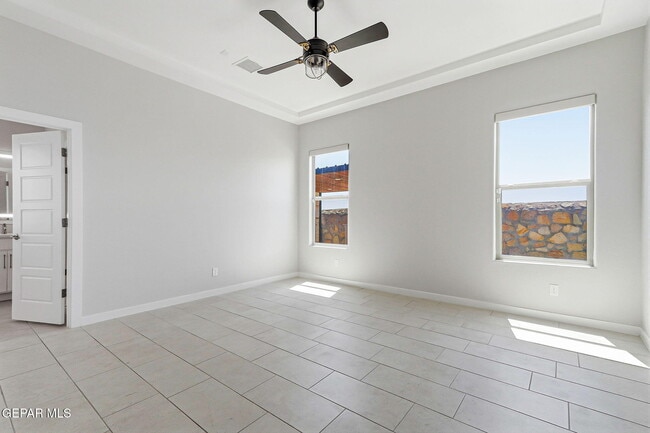 Building Photo - 329 Hector Porras Dr