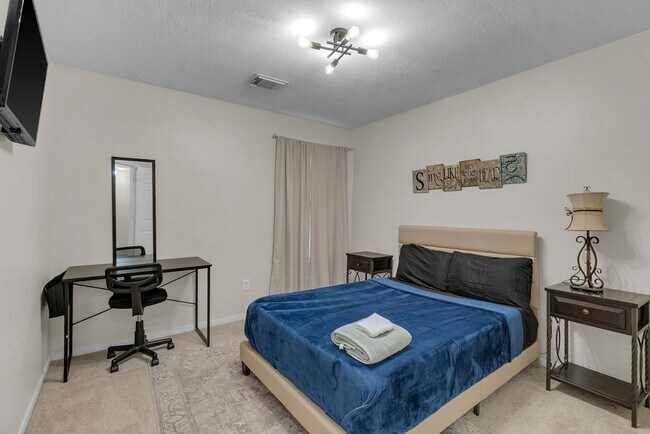 Building Photo - 746 Cape Cottage Ln