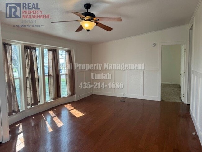 Building Photo - Cute 4 bedroom 2 bath room house