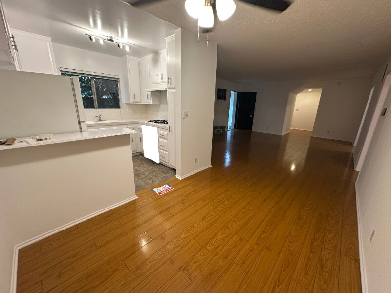 Building Photo - 1906 Pelham Ave