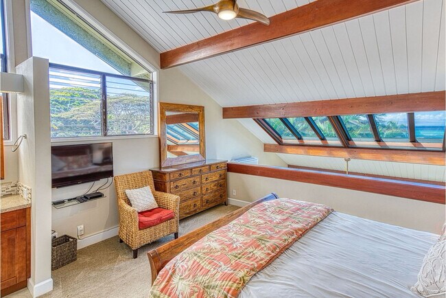 Building Photo - 4521 Lower Honoapiilani Rd