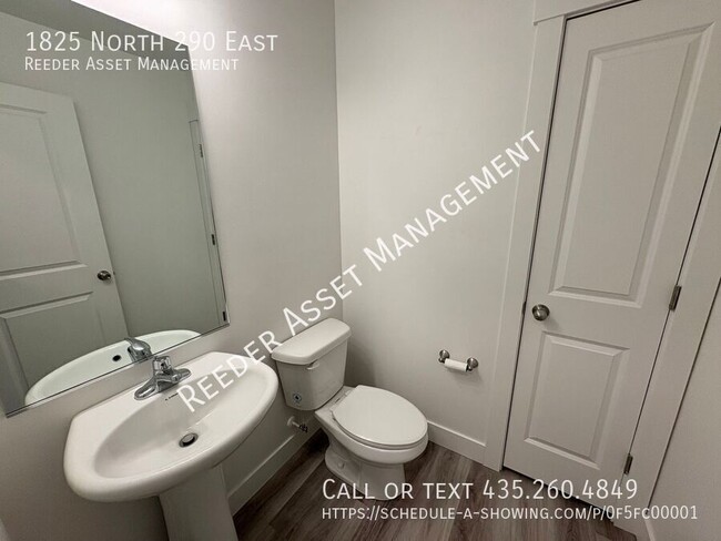 Building Photo - 290 1825 N
