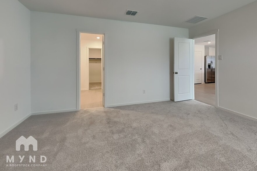 Building Photo - 1824 Javelina St