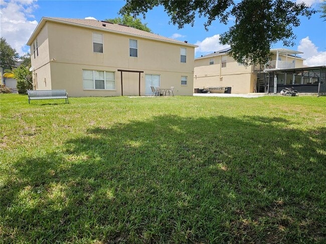 Building Photo - 699 Skyridge Rd
