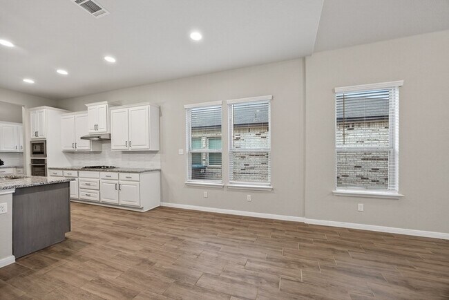 Building Photo - 14350 Gold Rush Pass