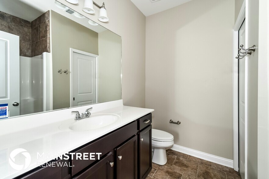 Building Photo - 10618 Brook Chase Ct