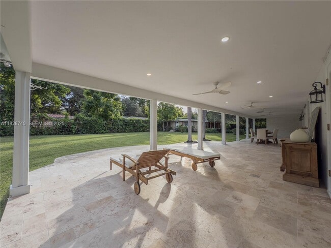 Building Photo - 730 SW 80th St