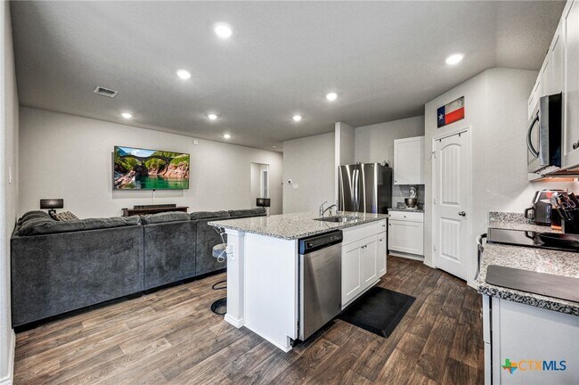 Building Photo - 849 Gerardia Ct