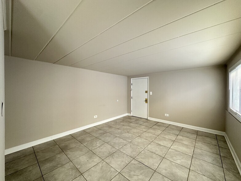 Building Photo - 3812 25th Ave