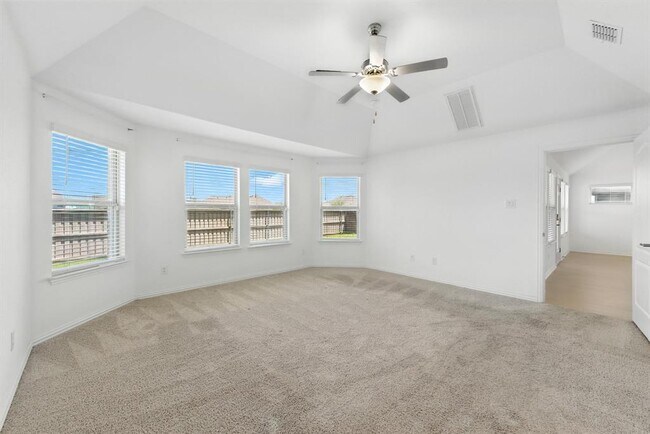 Building Photo - 140 Periwinkle Ln