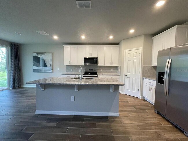 Building Photo - 17135 Cagan Crossings Blvd