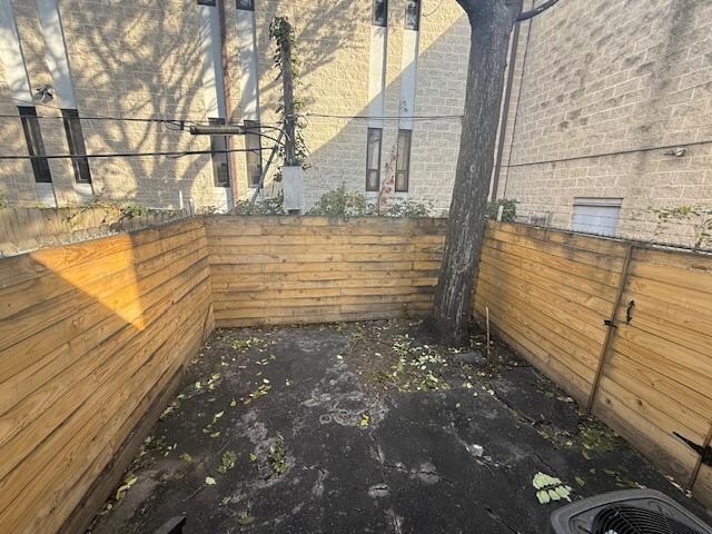 Building Photo - 1449 S Taylor St