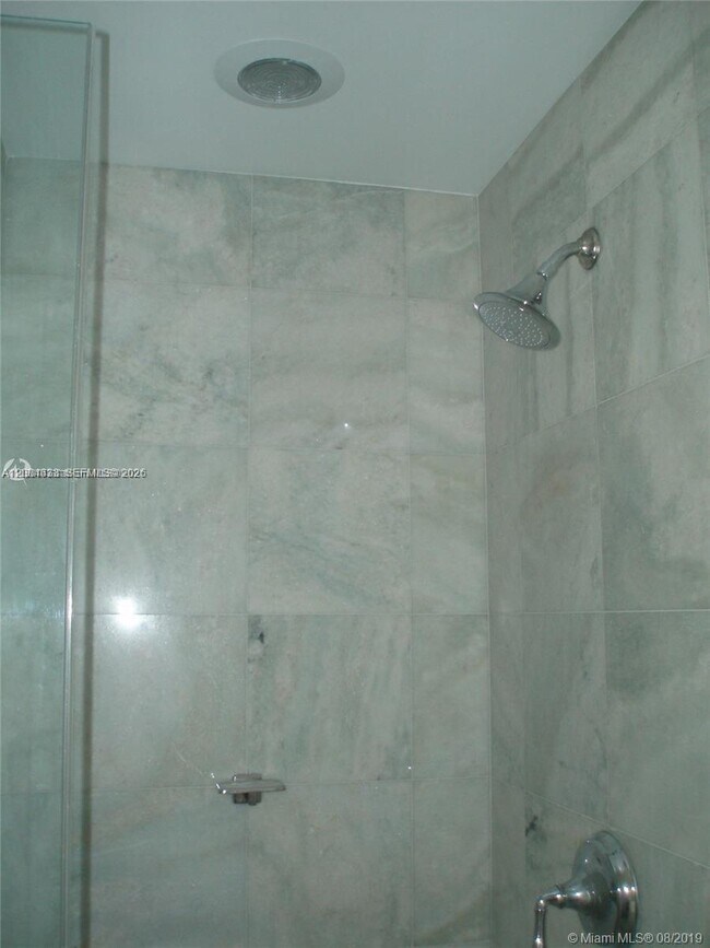 Building Photo - 1060 Brickell Ave