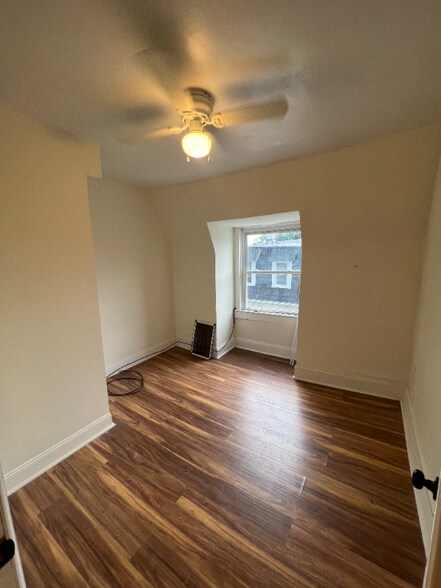 Building Photo - 511 Brinton St