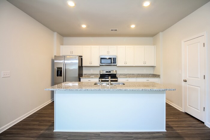 Building Photo - 184 Dorian Lp