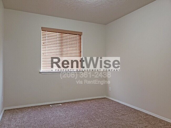 Building Photo - 12343 W Abram Dr