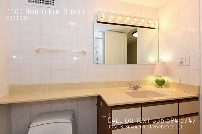 Building Photo - 1101 N Elm St