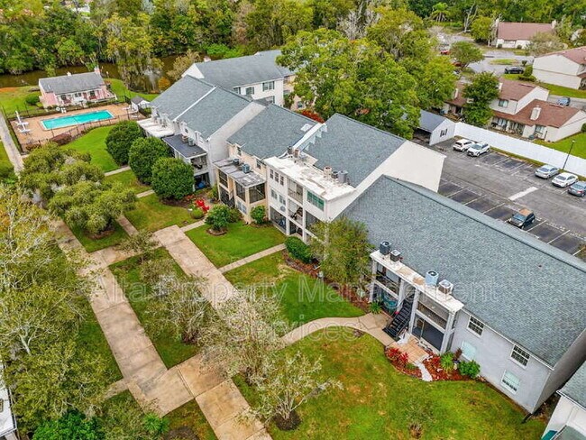 Building Photo - 4329 Plaza Gate Ln S