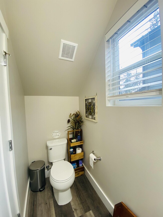 Building Photo - 7744 20th Ln SE