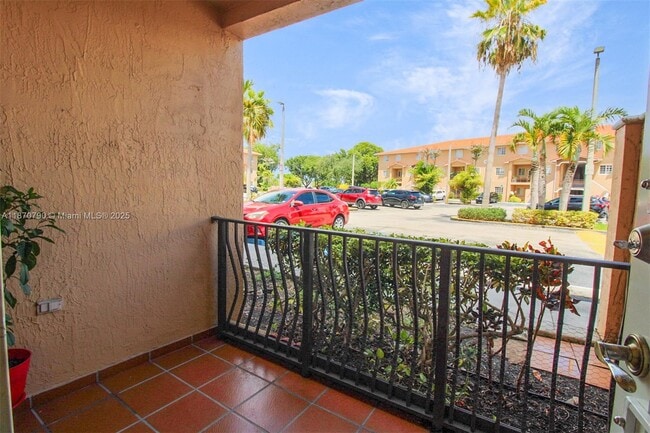Building Photo - 17425 NW 75th Pl