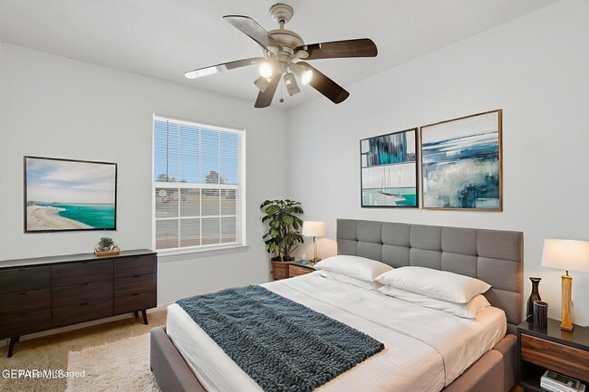 Building Photo - 12130 Rd House Dr