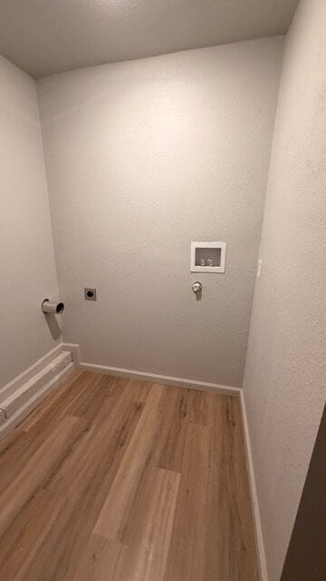 Building Photo - Comfortable Brick Home with a Huge Yard