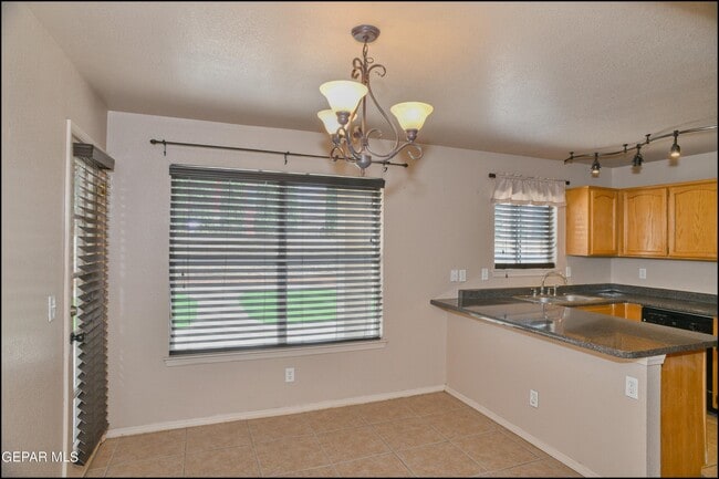 Building Photo - 3140 Tierra Encino Dr