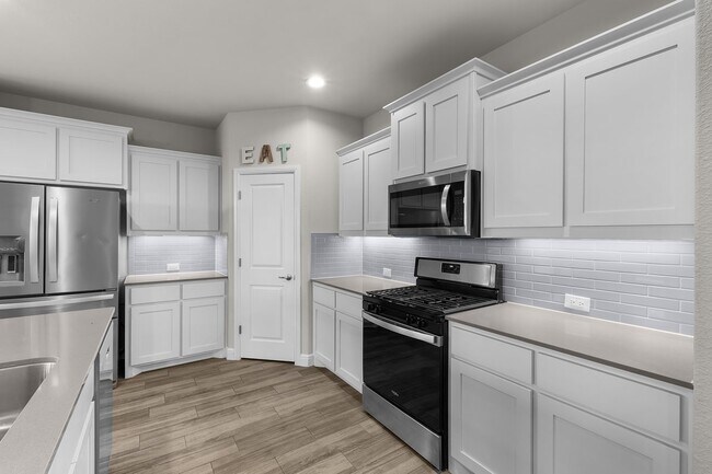 Building Photo - 2329 Briscoe Rnch Dr